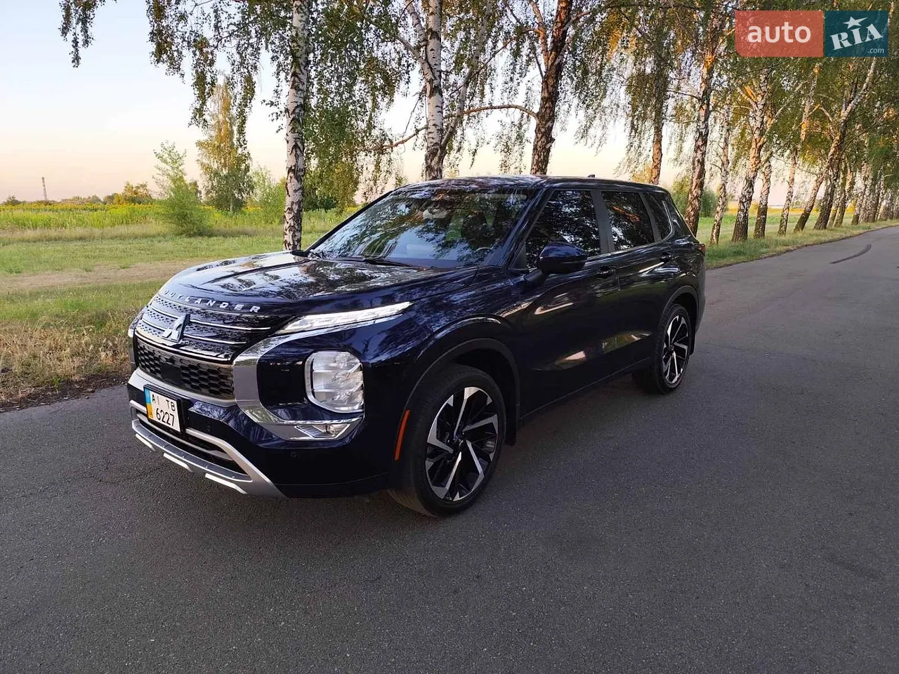 2023 Mitsubishi Outlander - мініатюра 4