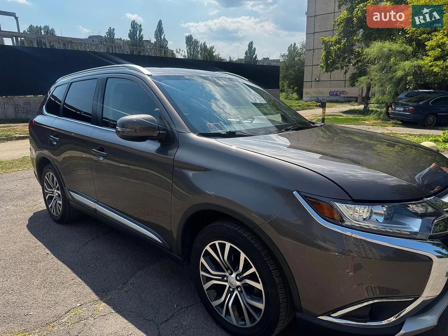 2017 Mitsubishi Outlander - мініатюра 4