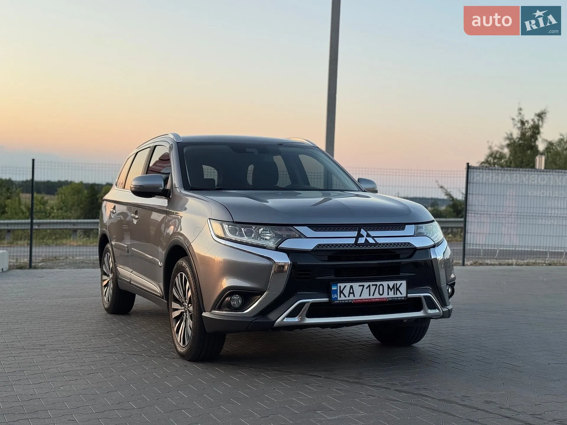 2020 Mitsubishi Outlander - мініатюра 22