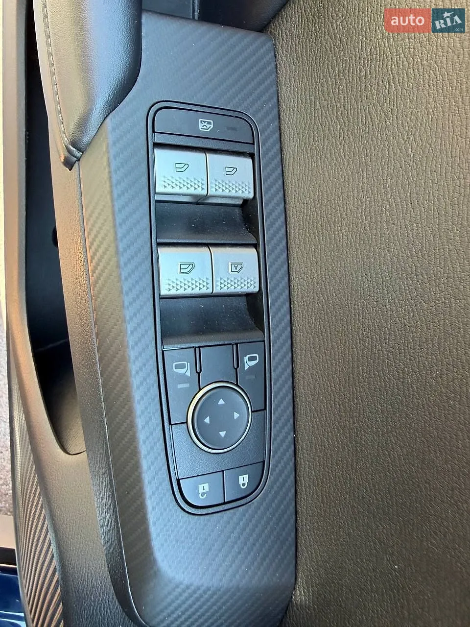 2022 Mitsubishi Outlander - мініатюра 16