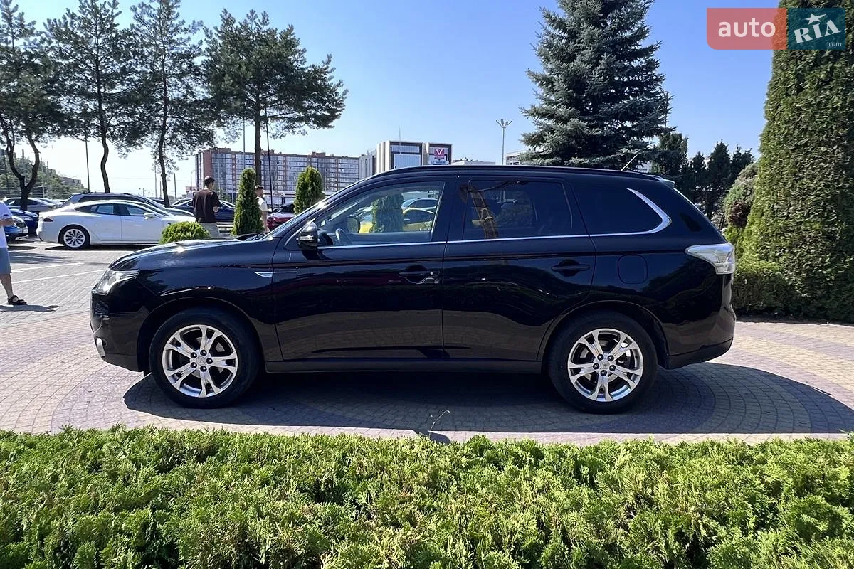 2012 Mitsubishi Outlander - мініатюра 4
