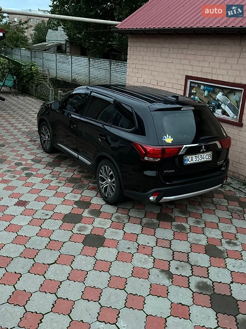 2017 Mitsubishi Outlander - мініатюра 5