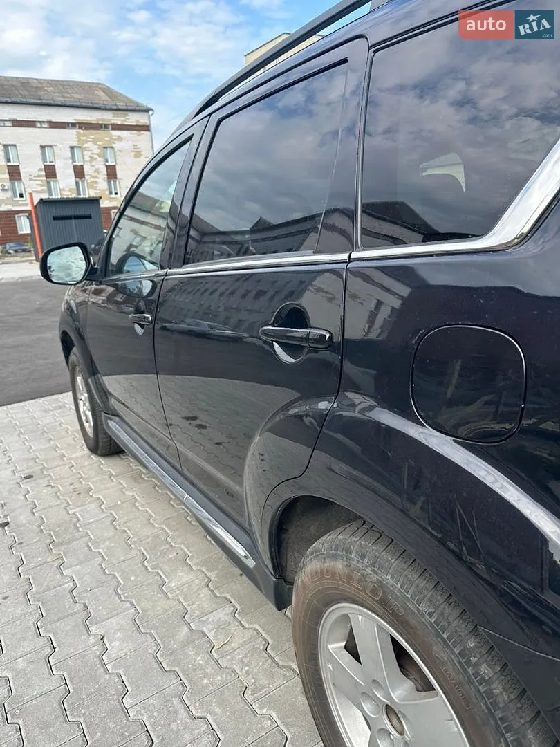 2011 Mitsubishi Outlander - мініатюра 10