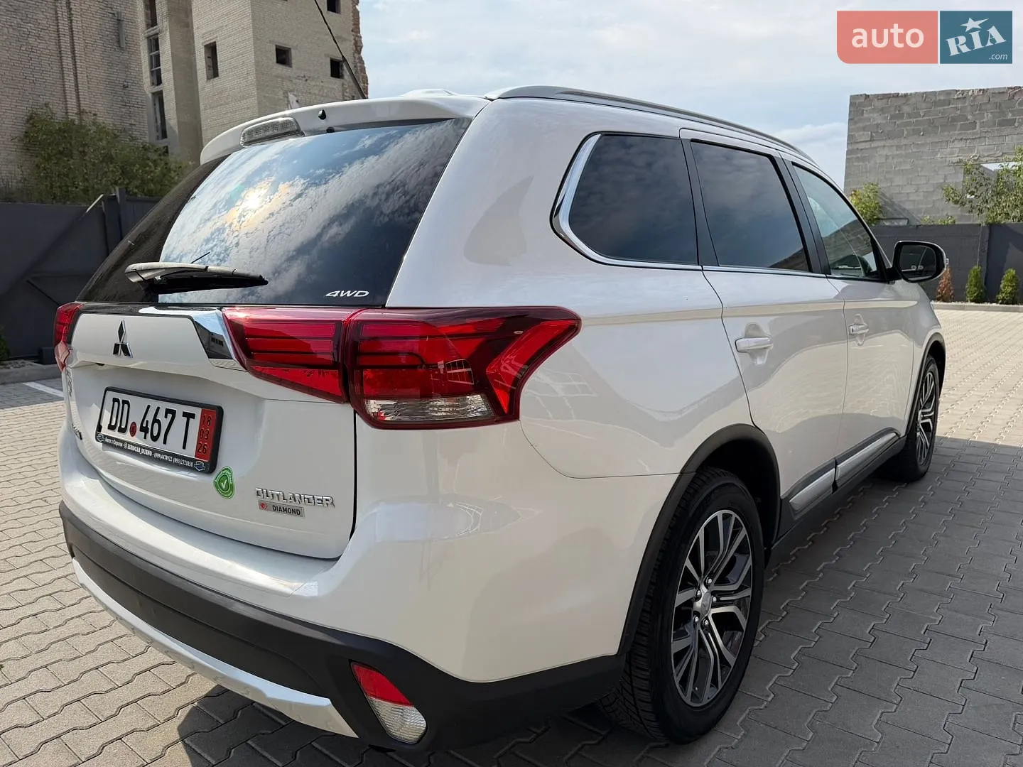 2016 Mitsubishi Outlander - мініатюра 19