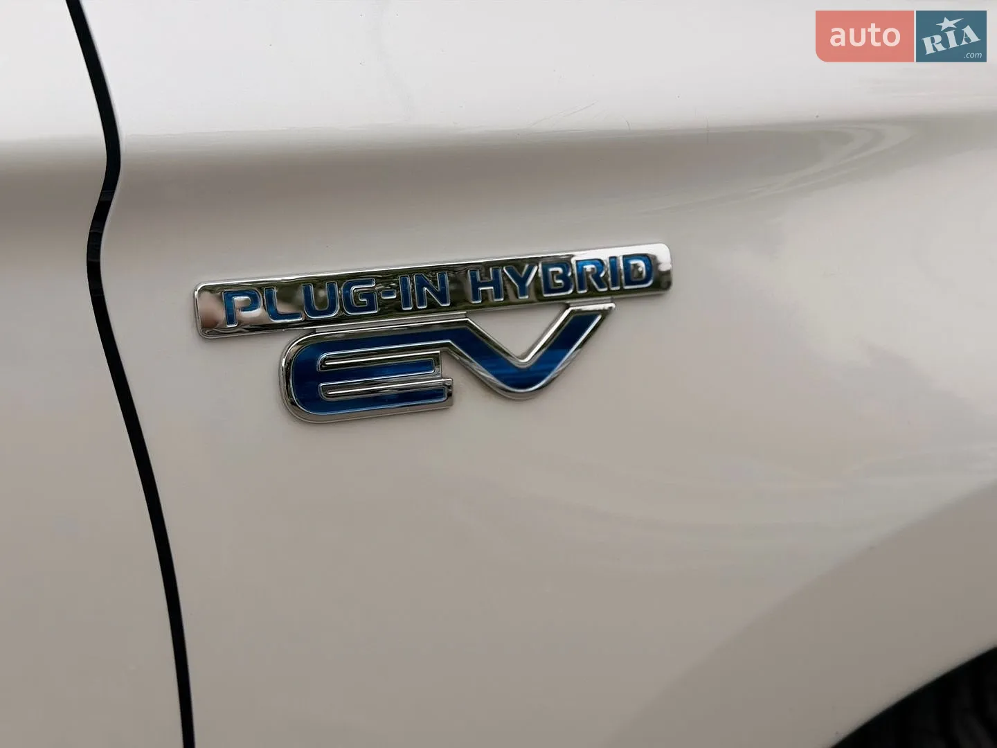 2020 Mitsubishi Outlander - мініатюра 11