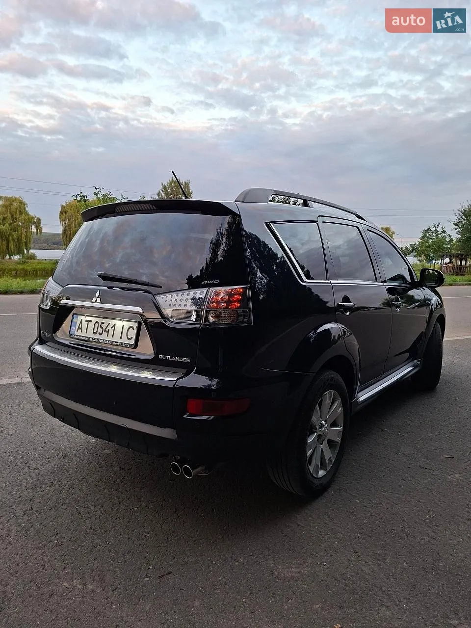 2010 Mitsubishi Outlander - мініатюра 4