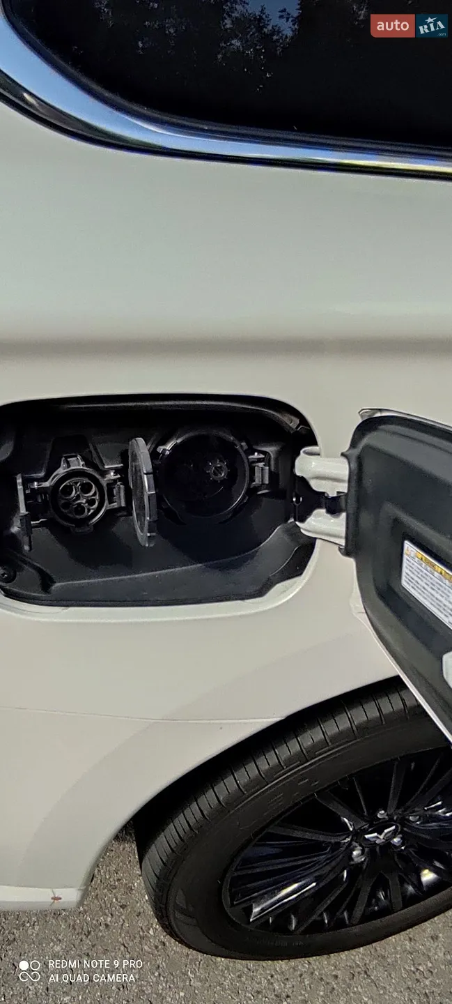 2019 Mitsubishi Outlander - мініатюра 6