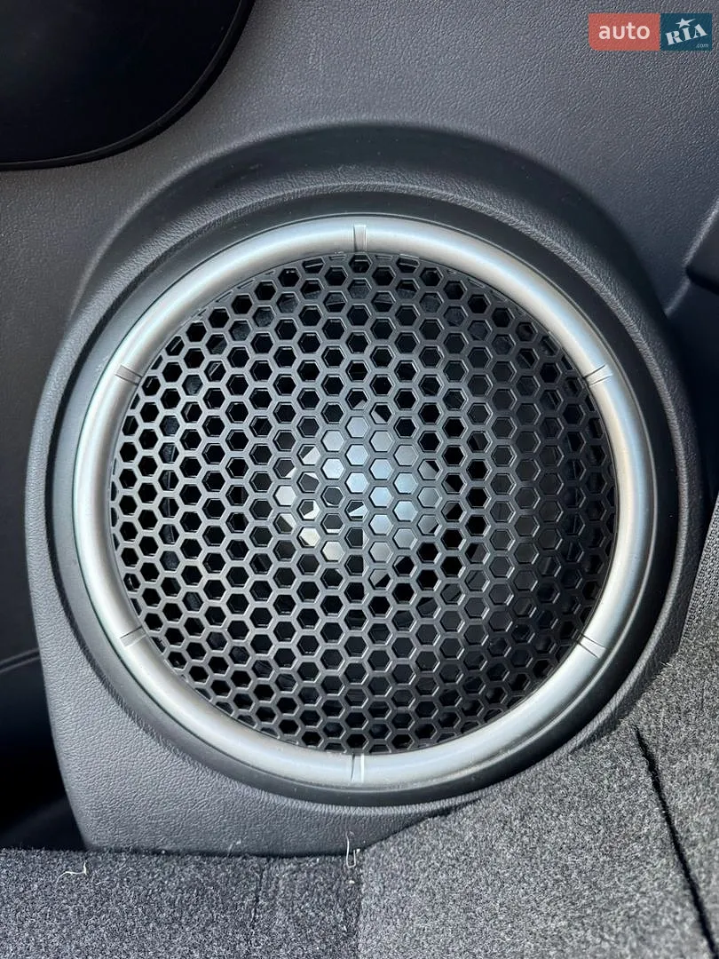 2018 Mitsubishi Outlander - мініатюра 48