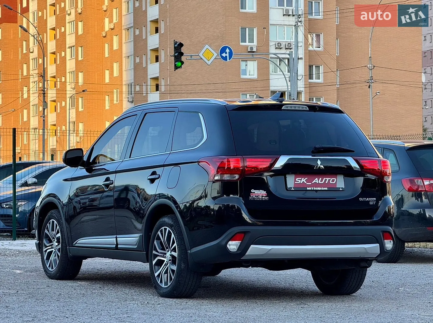 2018 Mitsubishi Outlander - мініатюра 90