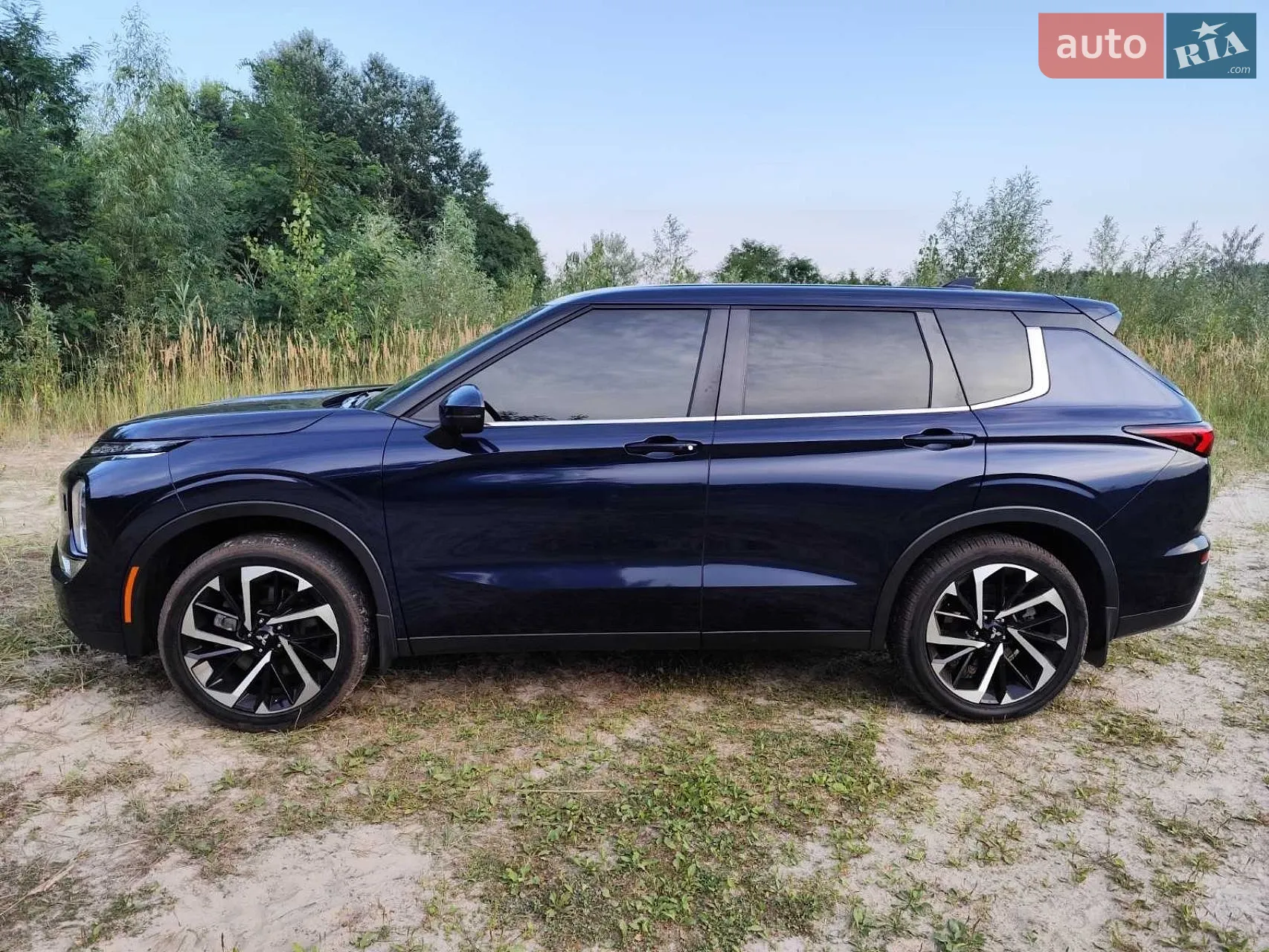 2023 Mitsubishi Outlander - мініатюра 31