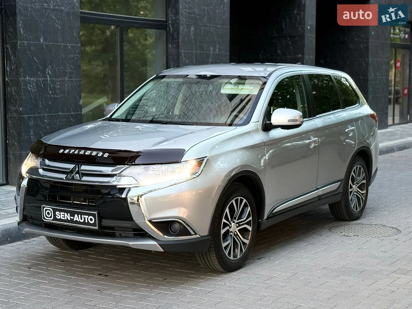 2018 Mitsubishi Outlander - мініатюра 4