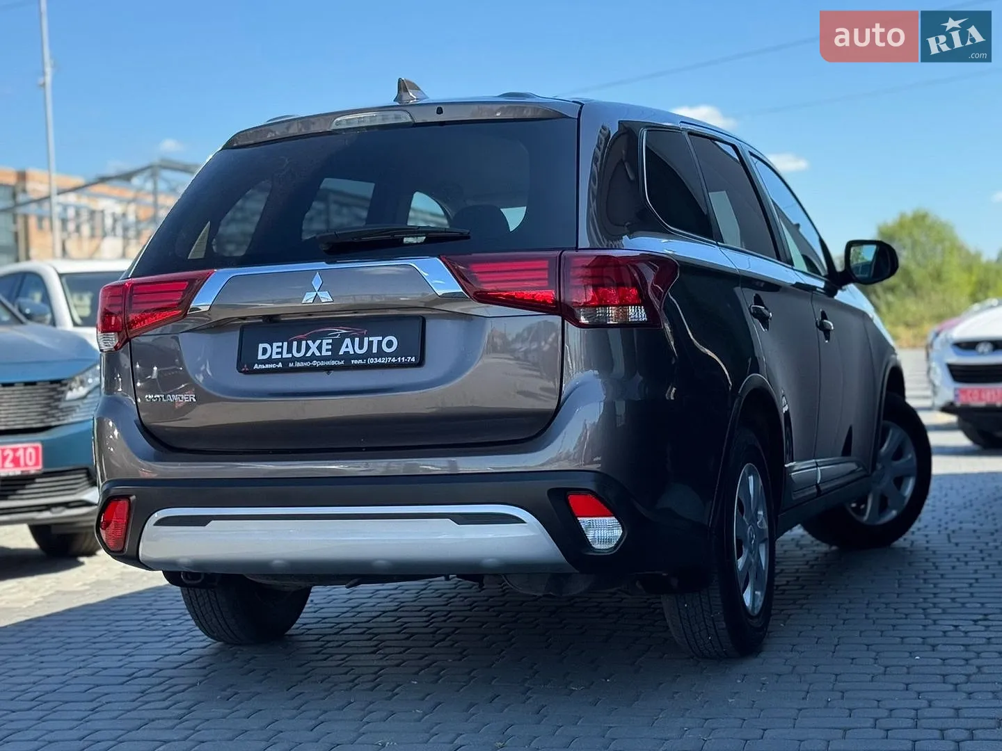 2023 Mitsubishi Outlander - мініатюра 4
