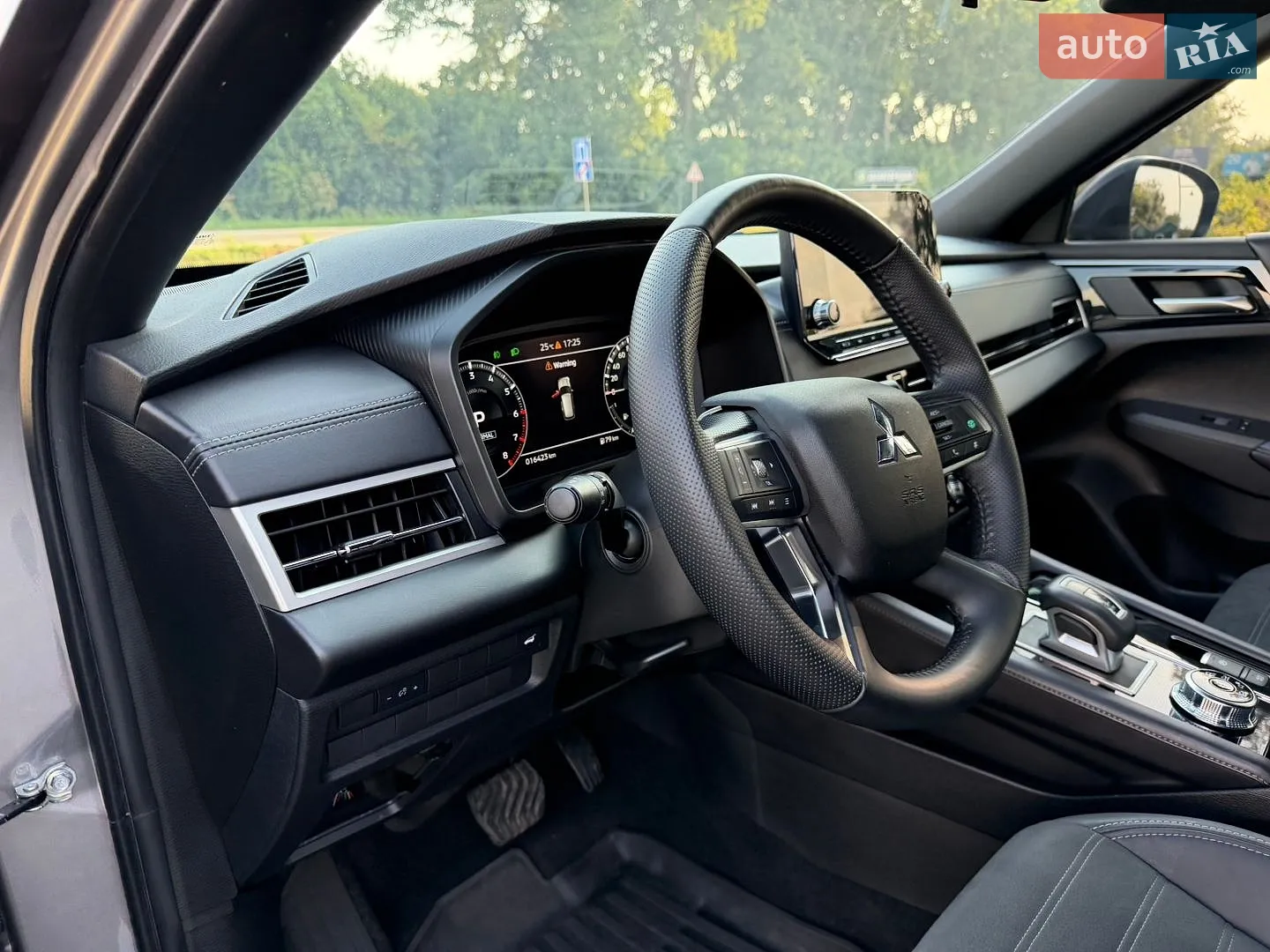 2023 Mitsubishi Outlander - мініатюра 53