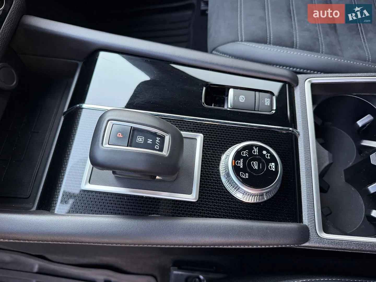 2023 Mitsubishi Outlander - мініатюра 57