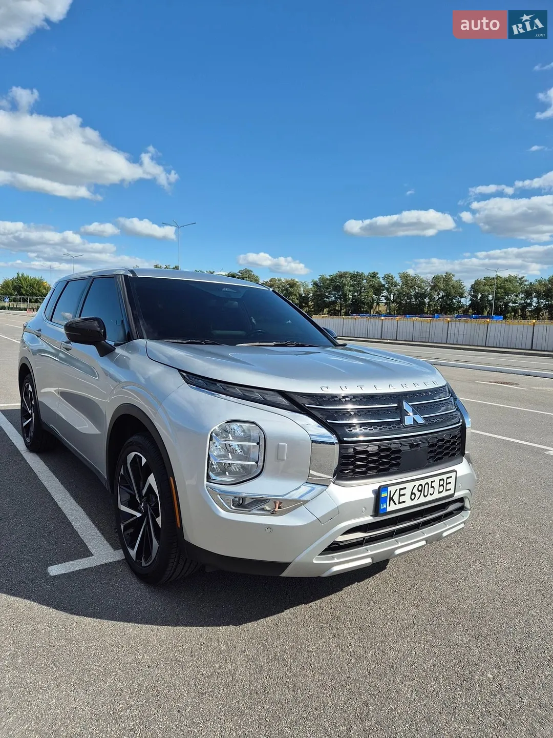 2022 Mitsubishi Outlander - мініатюра 40