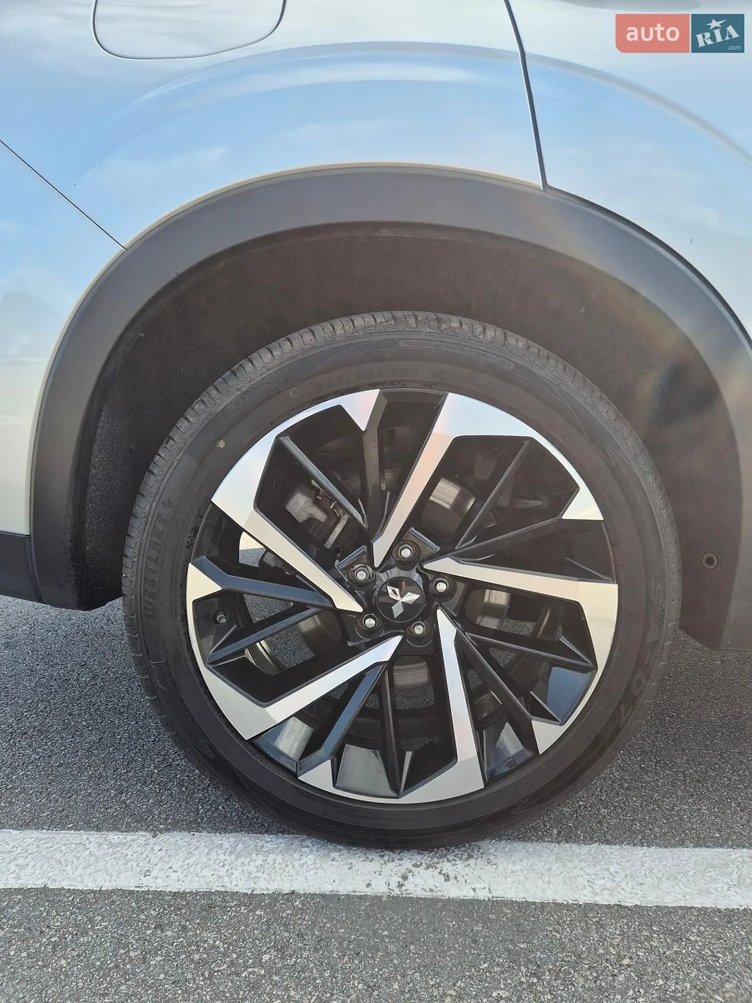 2022 Mitsubishi Outlander - мініатюра 20