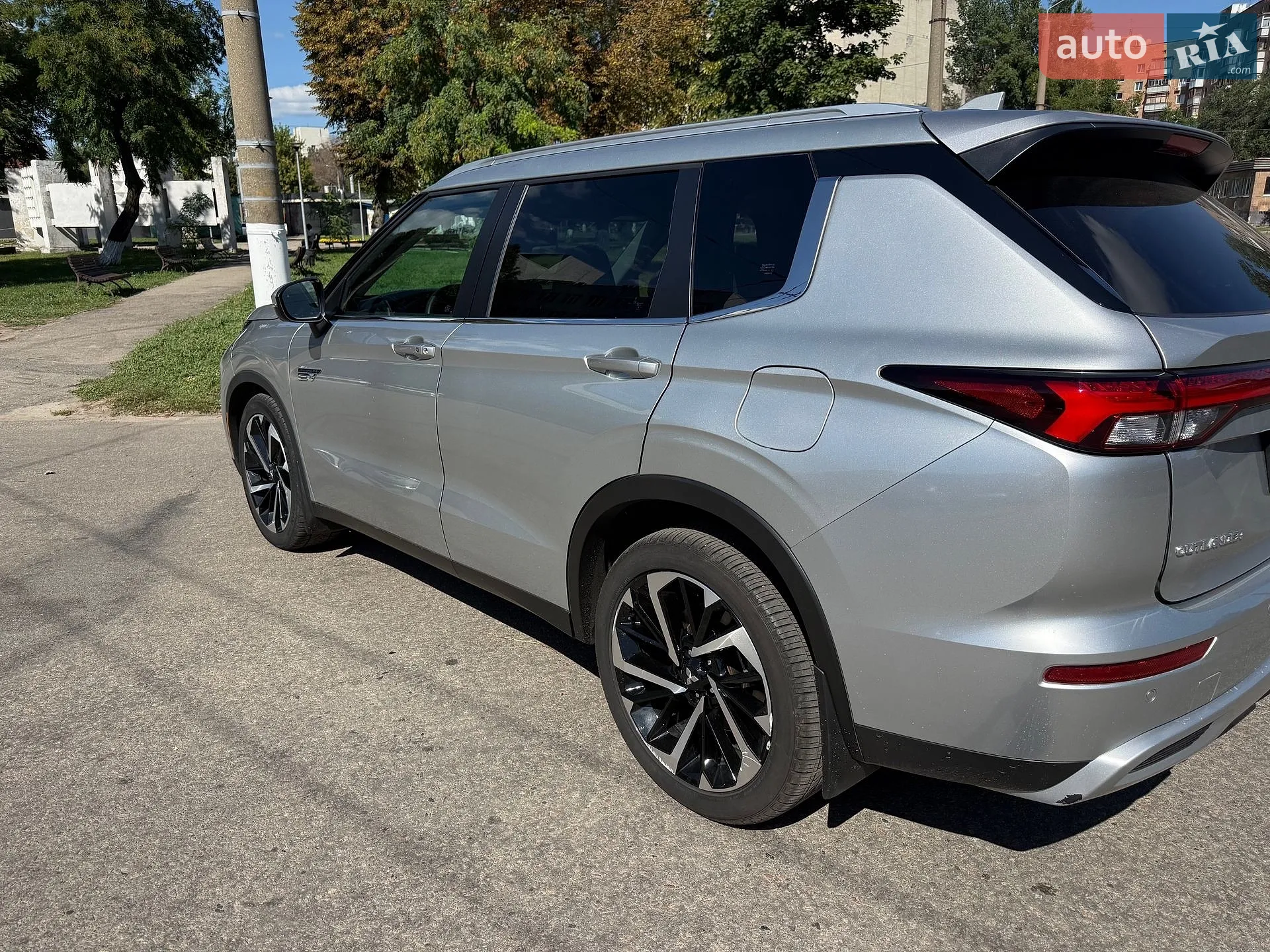 2024 Mitsubishi Outlander - мініатюра 3