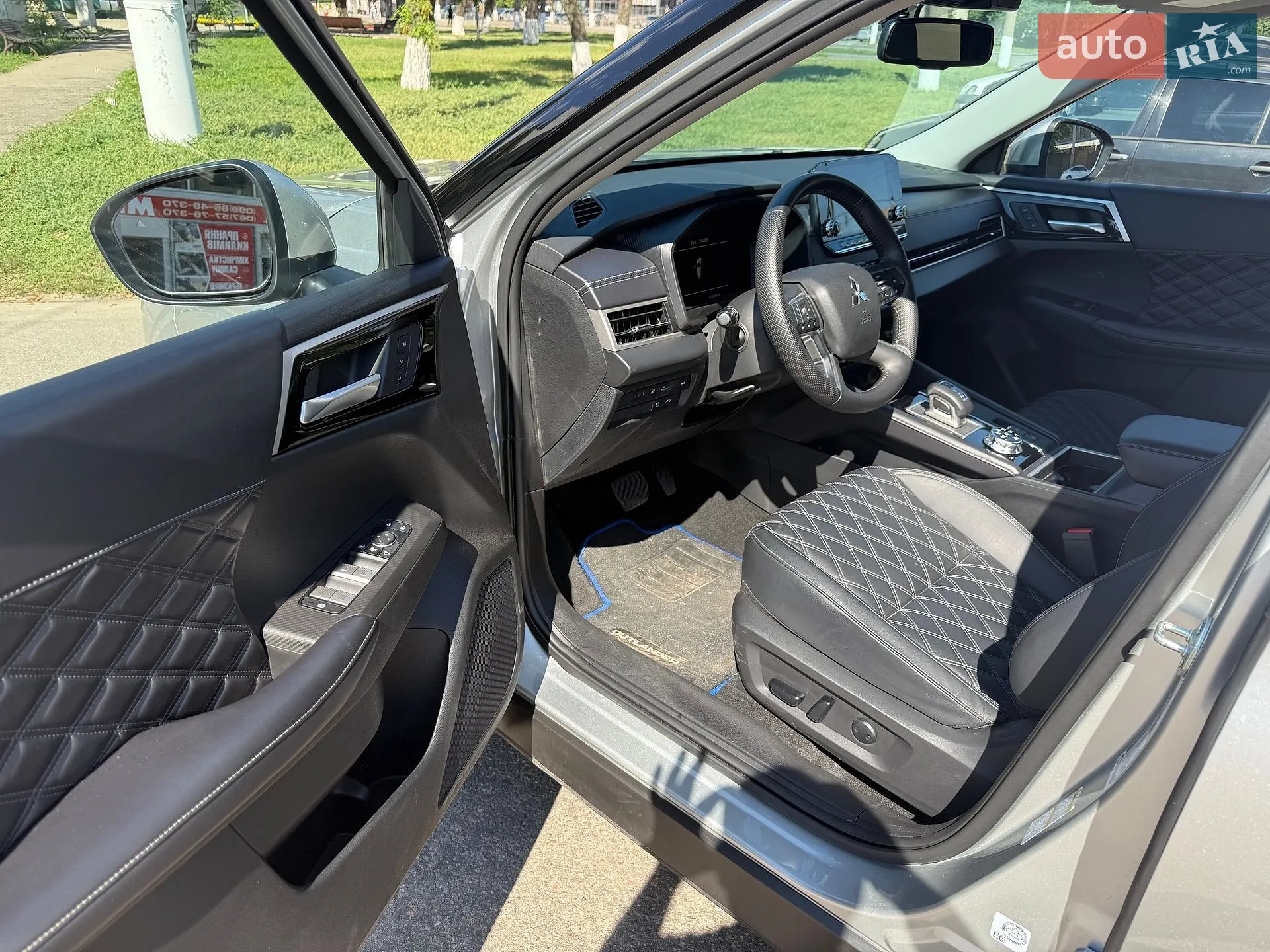 2024 Mitsubishi Outlander - мініатюра 11