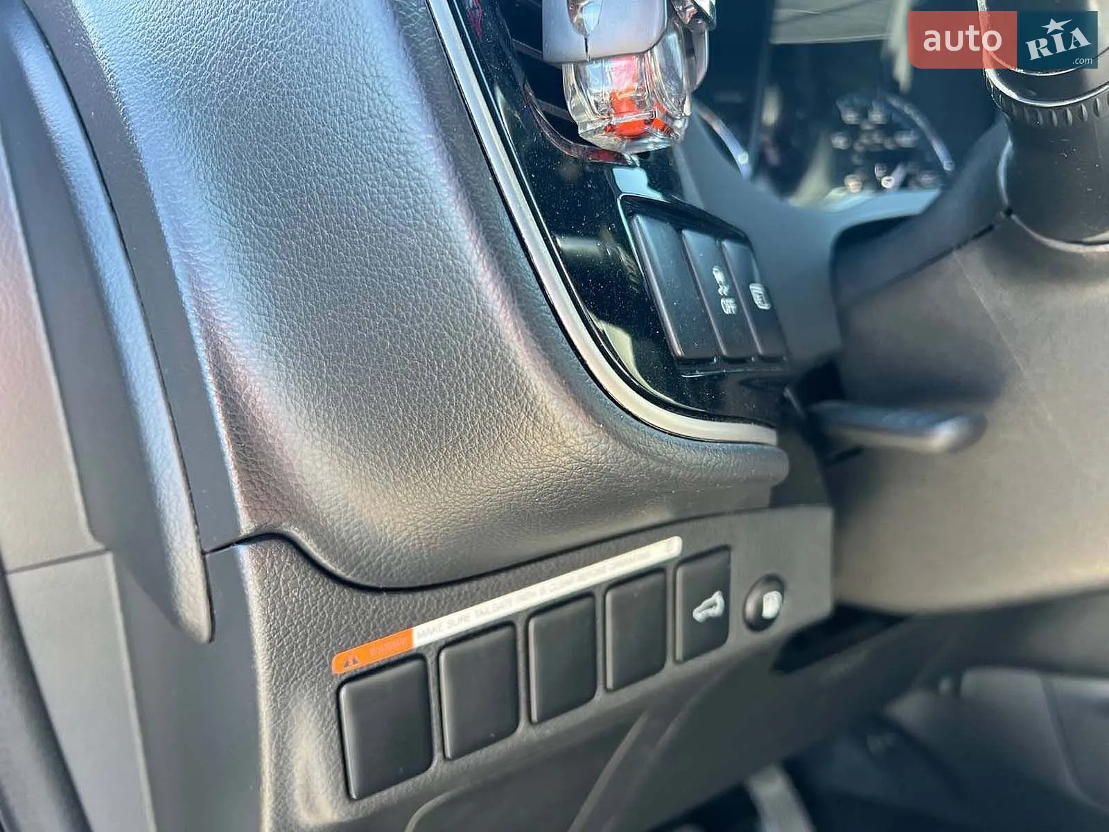 2019 Mitsubishi Outlander - мініатюра 24
