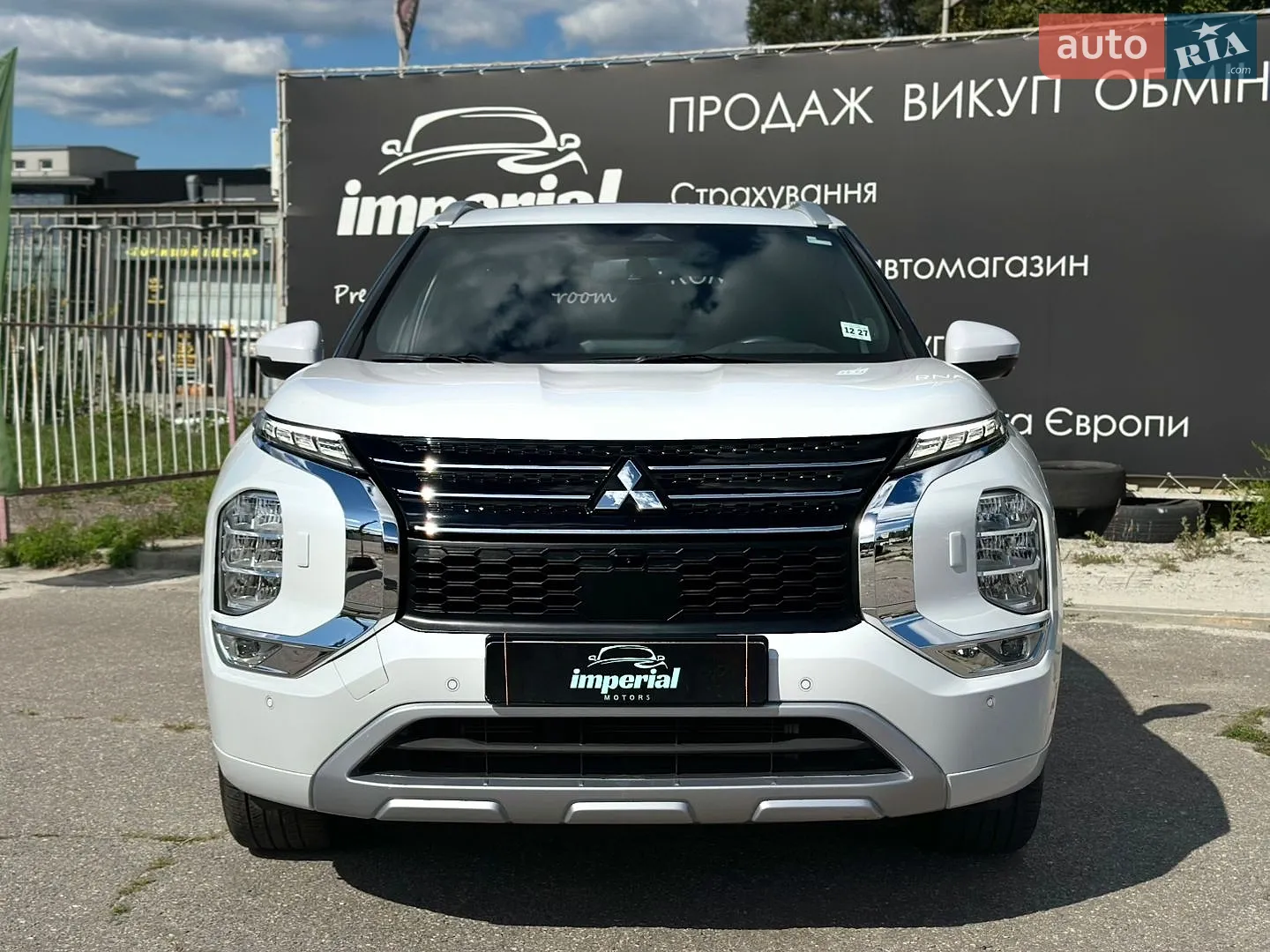 2021 Mitsubishi Outlander - мініатюра 2