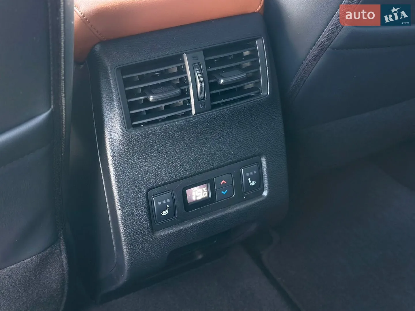 2021 Mitsubishi Outlander - мініатюра 27