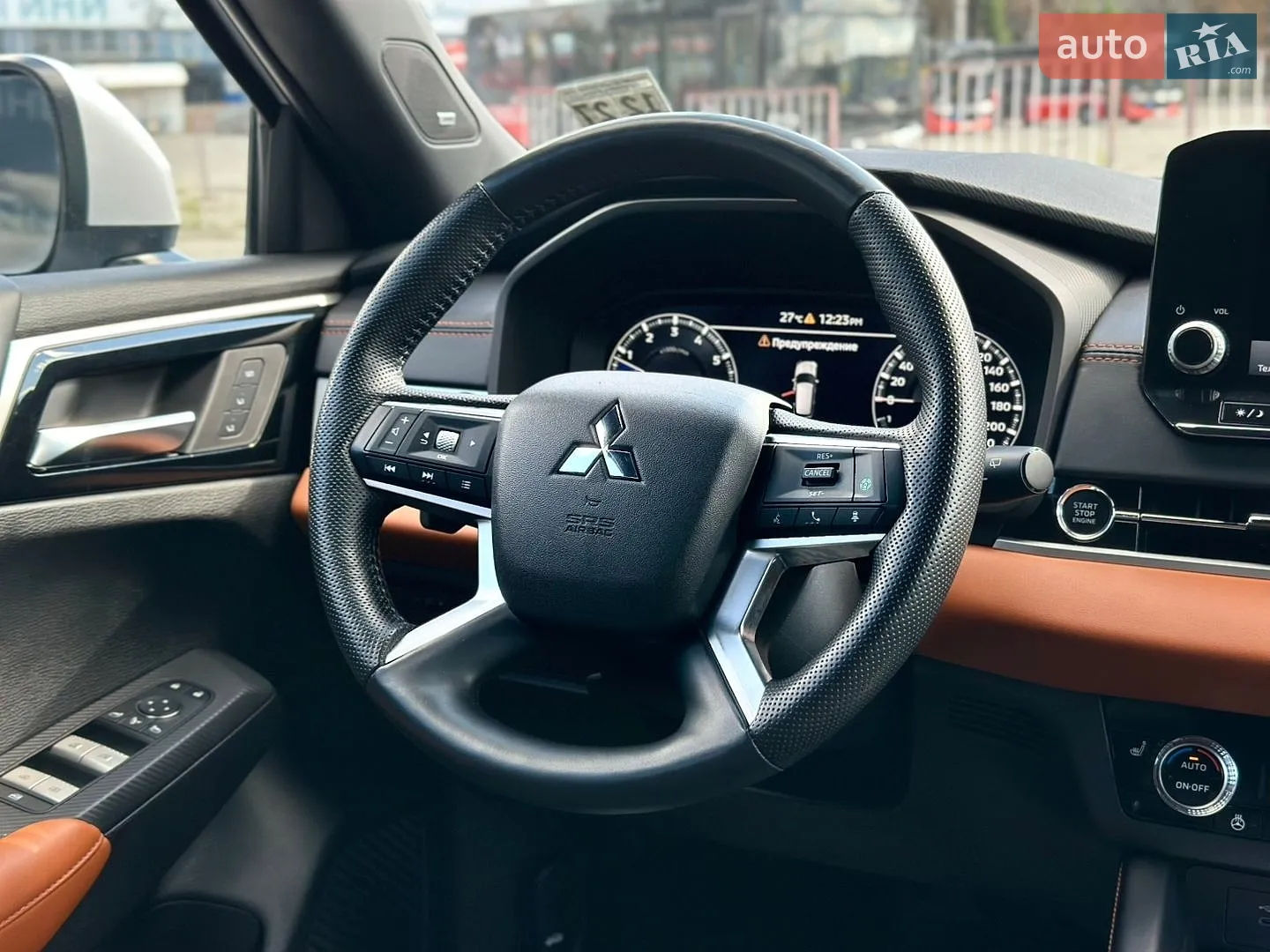 2021 Mitsubishi Outlander - мініатюра 29