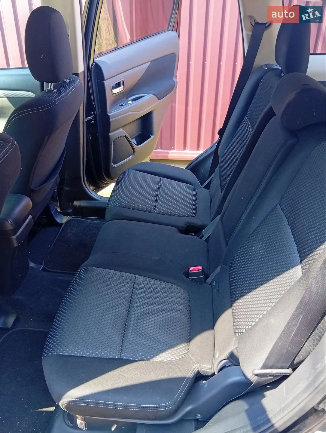 2016 Mitsubishi Outlander - мініатюра 15