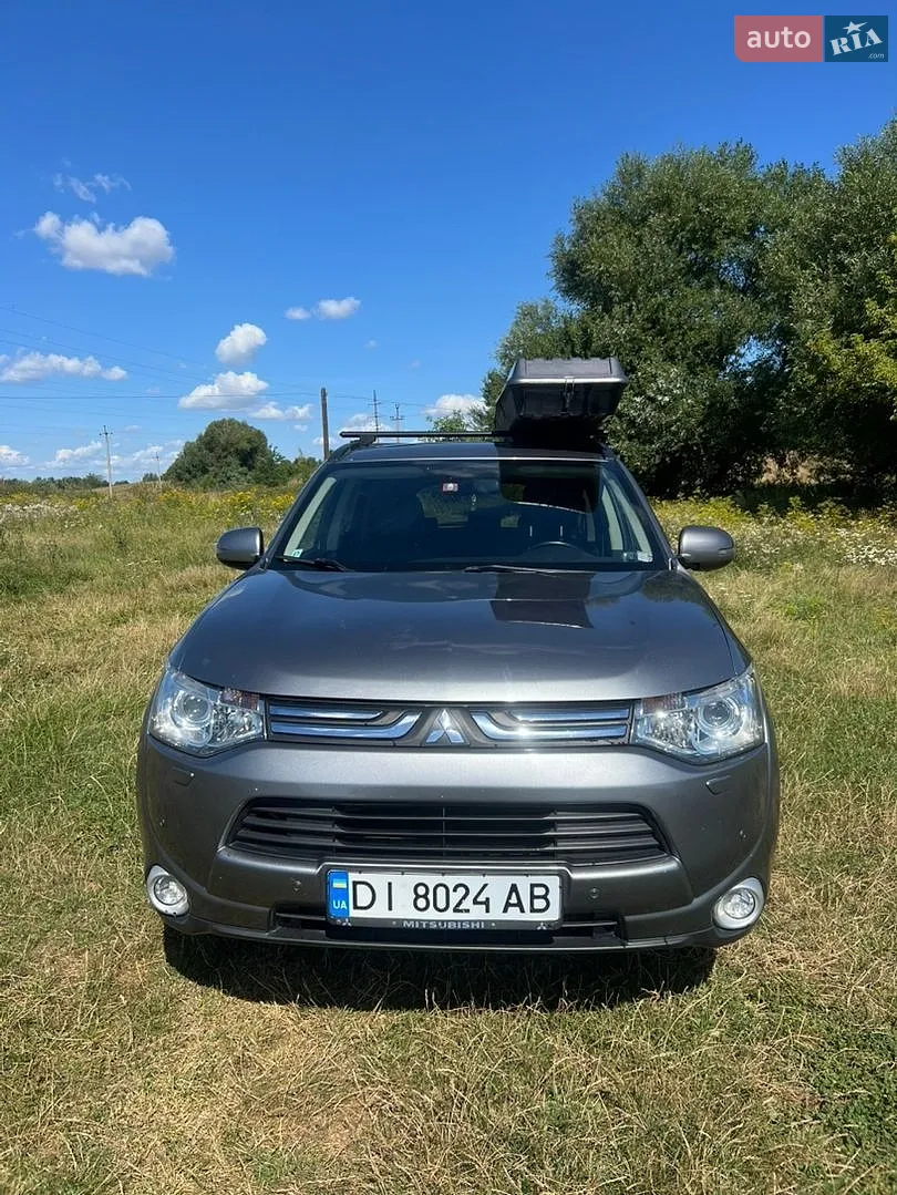 2013 Mitsubishi Outlander - мініатюра 2