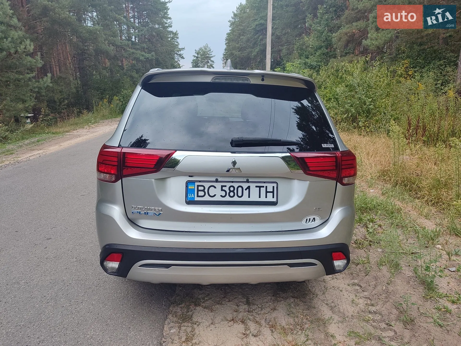 2022 Mitsubishi Outlander - мініатюра 9