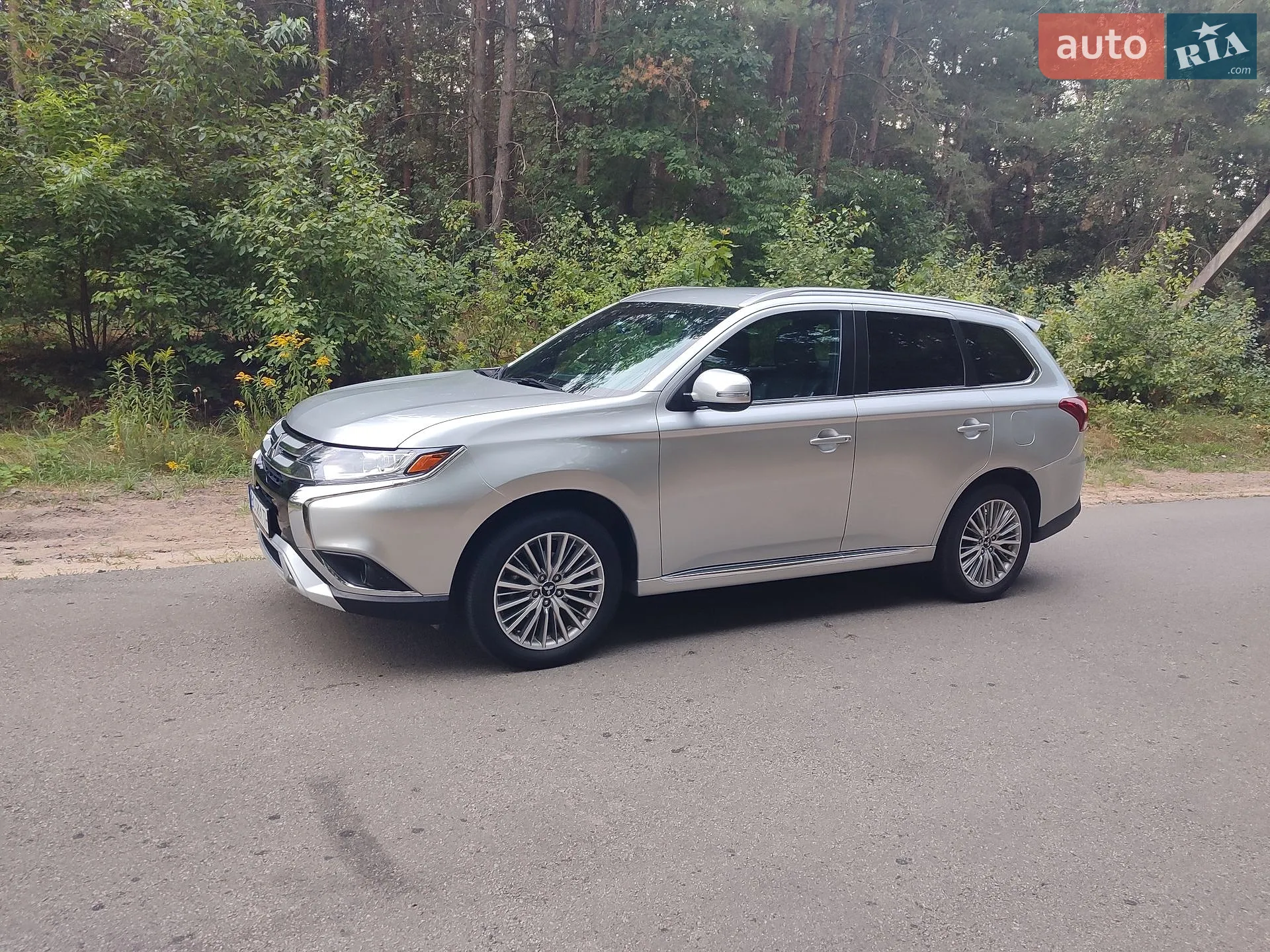 2022 Mitsubishi Outlander - мініатюра 7