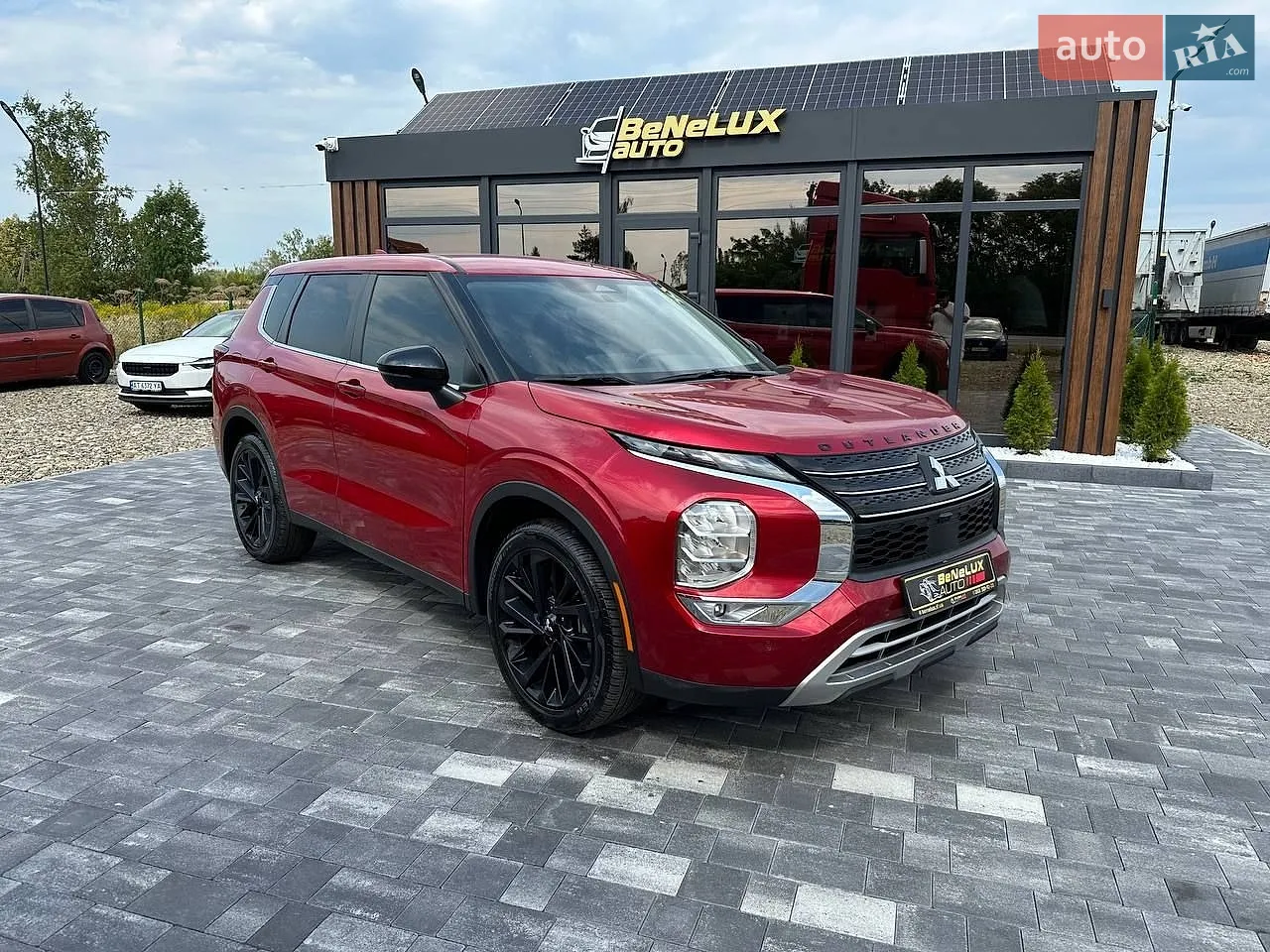 2023 Mitsubishi Outlander - мініатюра 19