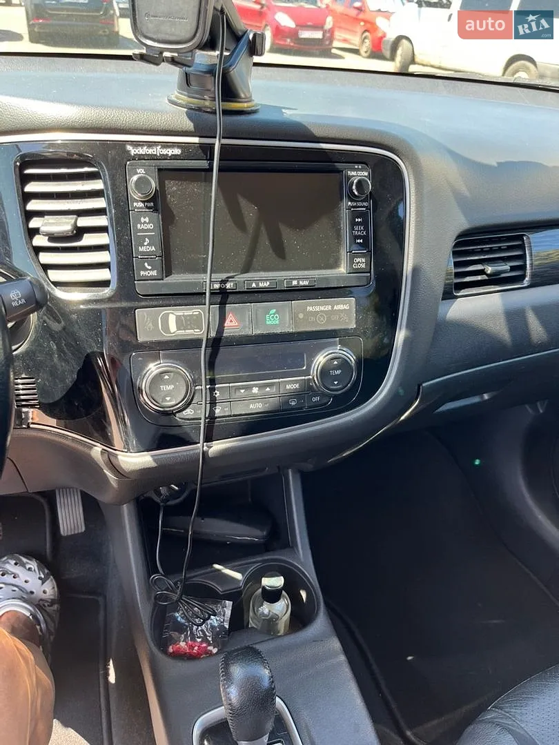 2015 Mitsubishi Outlander - мініатюра 5