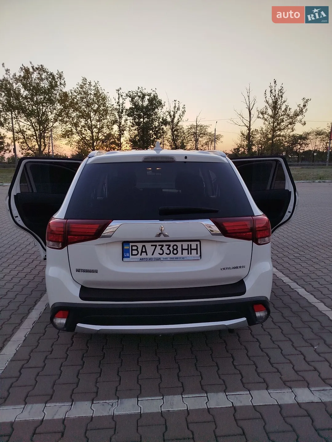 2016 Mitsubishi Outlander - мініатюра 6