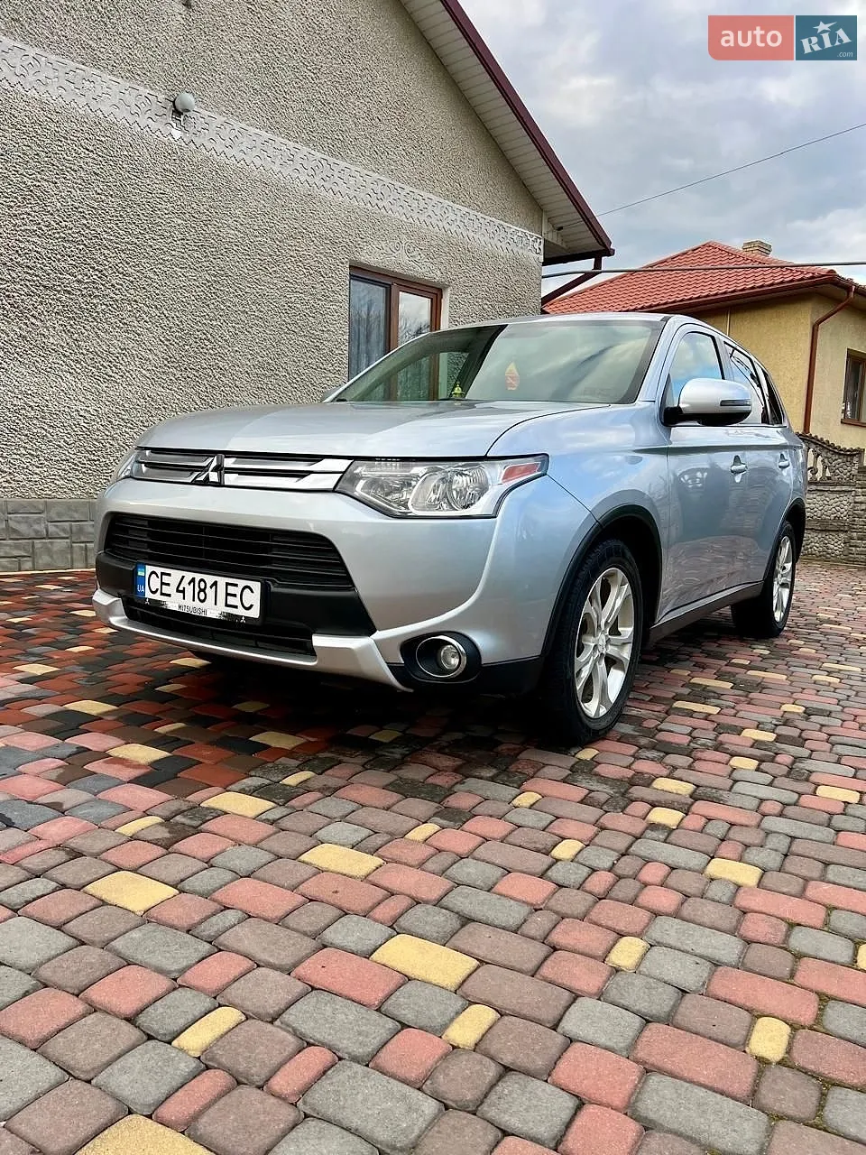 2014 Mitsubishi Outlander - мініатюра 18