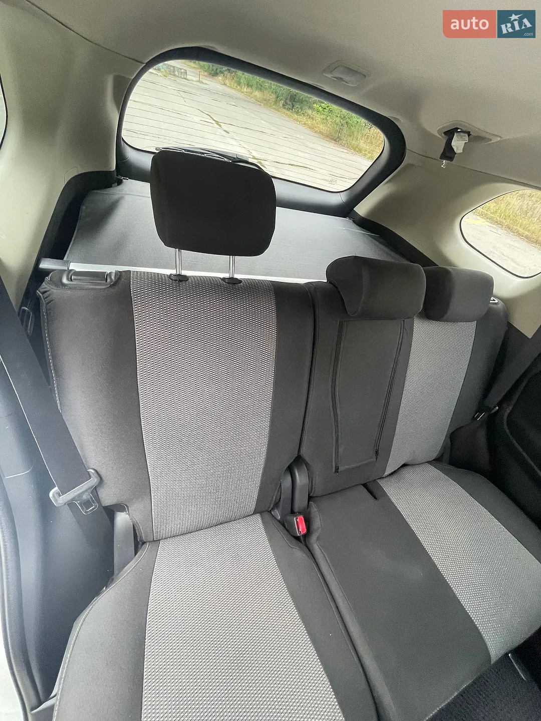 2016 Mitsubishi Outlander - мініатюра 26