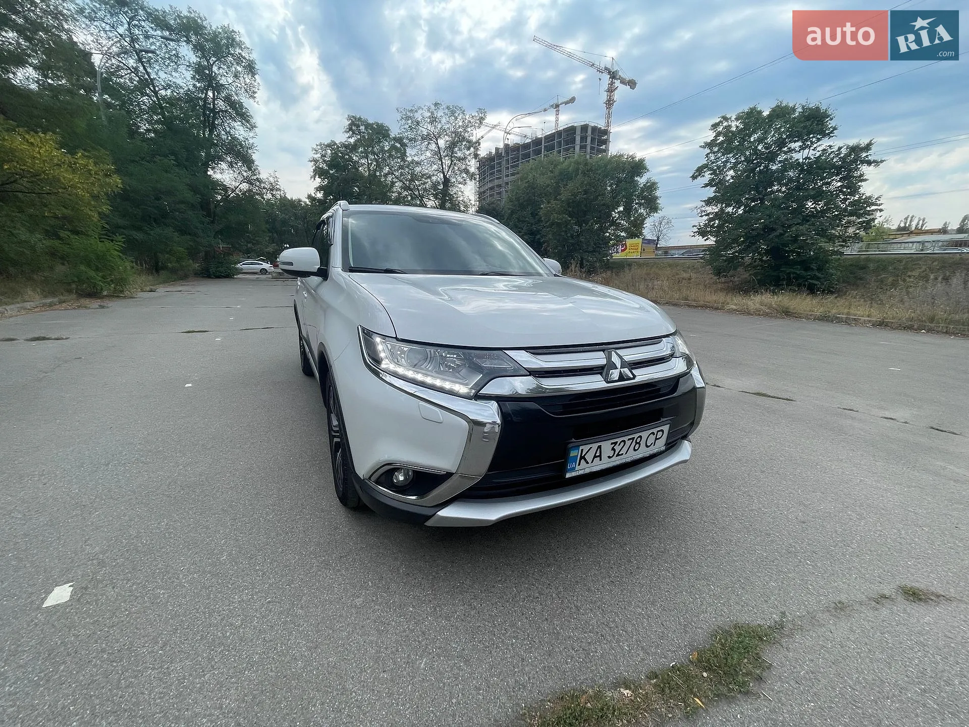 2016 Mitsubishi Outlander - мініатюра 29