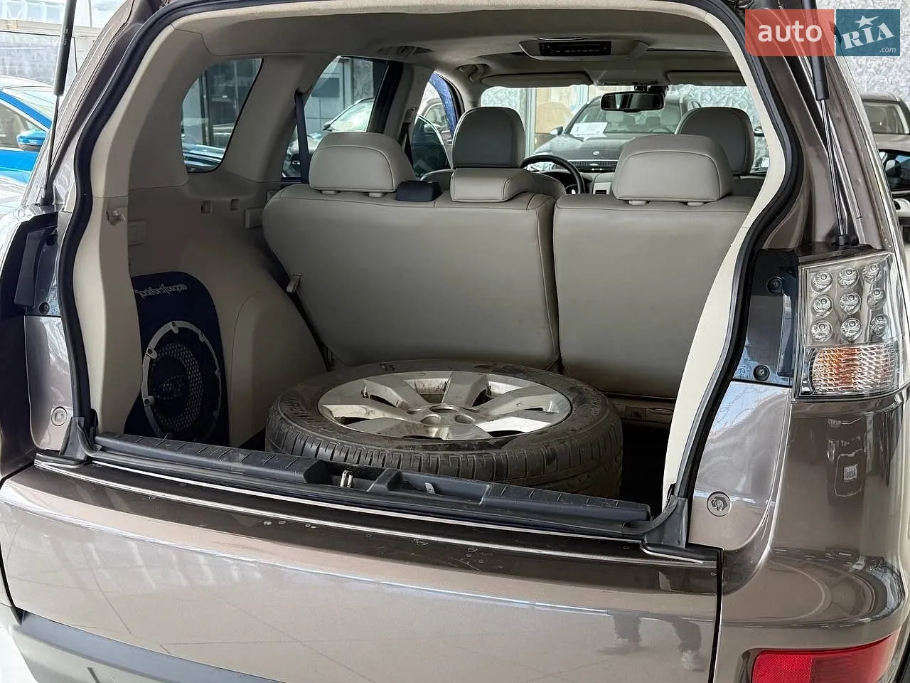 2012 Mitsubishi Outlander - мініатюра 27