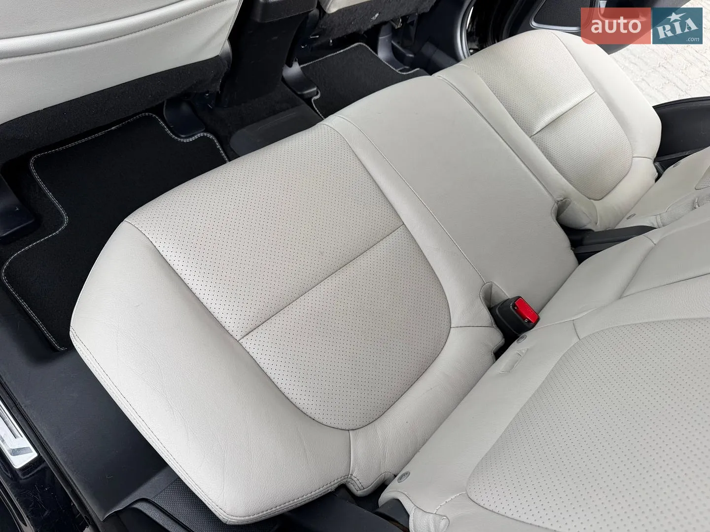 2014 Mitsubishi Outlander - мініатюра 108