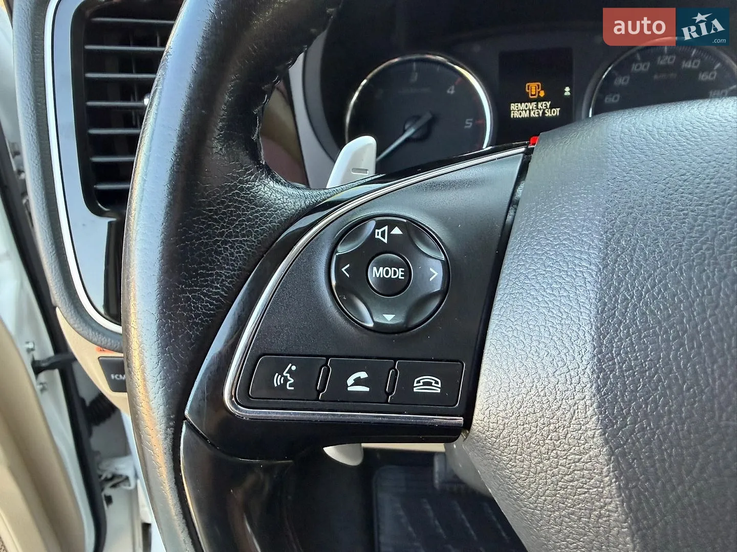 2016 Mitsubishi Outlander - мініатюра 34