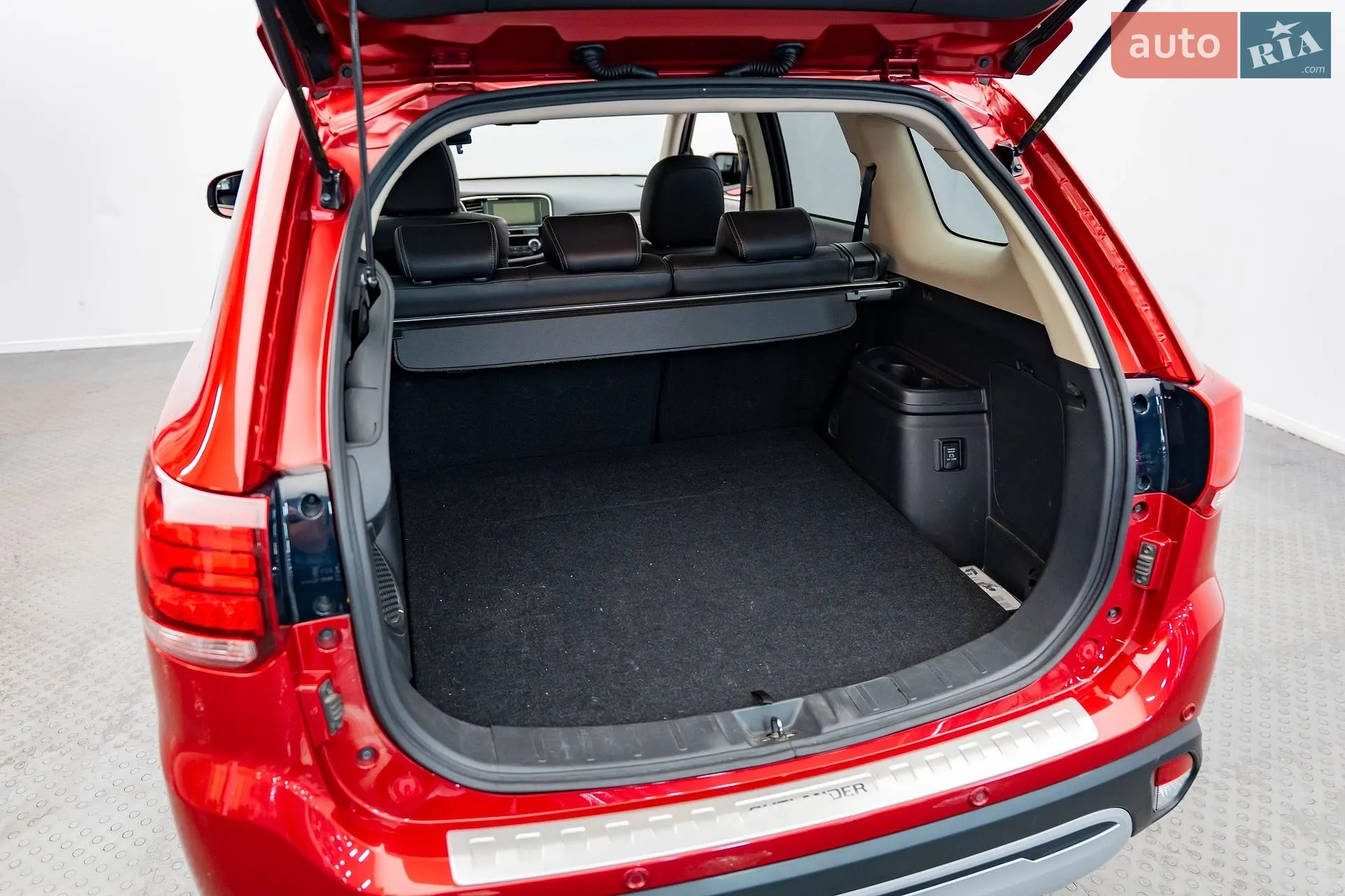 2018 Mitsubishi Outlander - мініатюра 6
