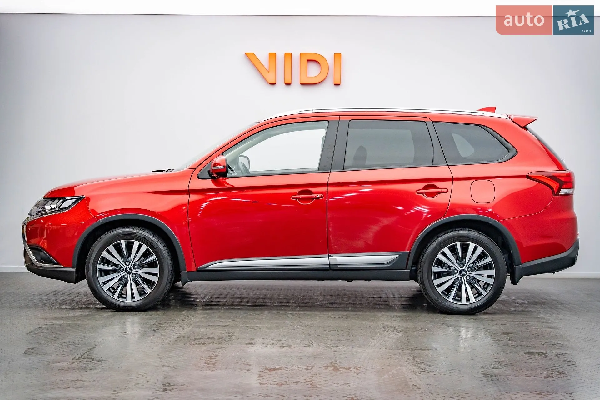 2018 Mitsubishi Outlander - мініатюра 3