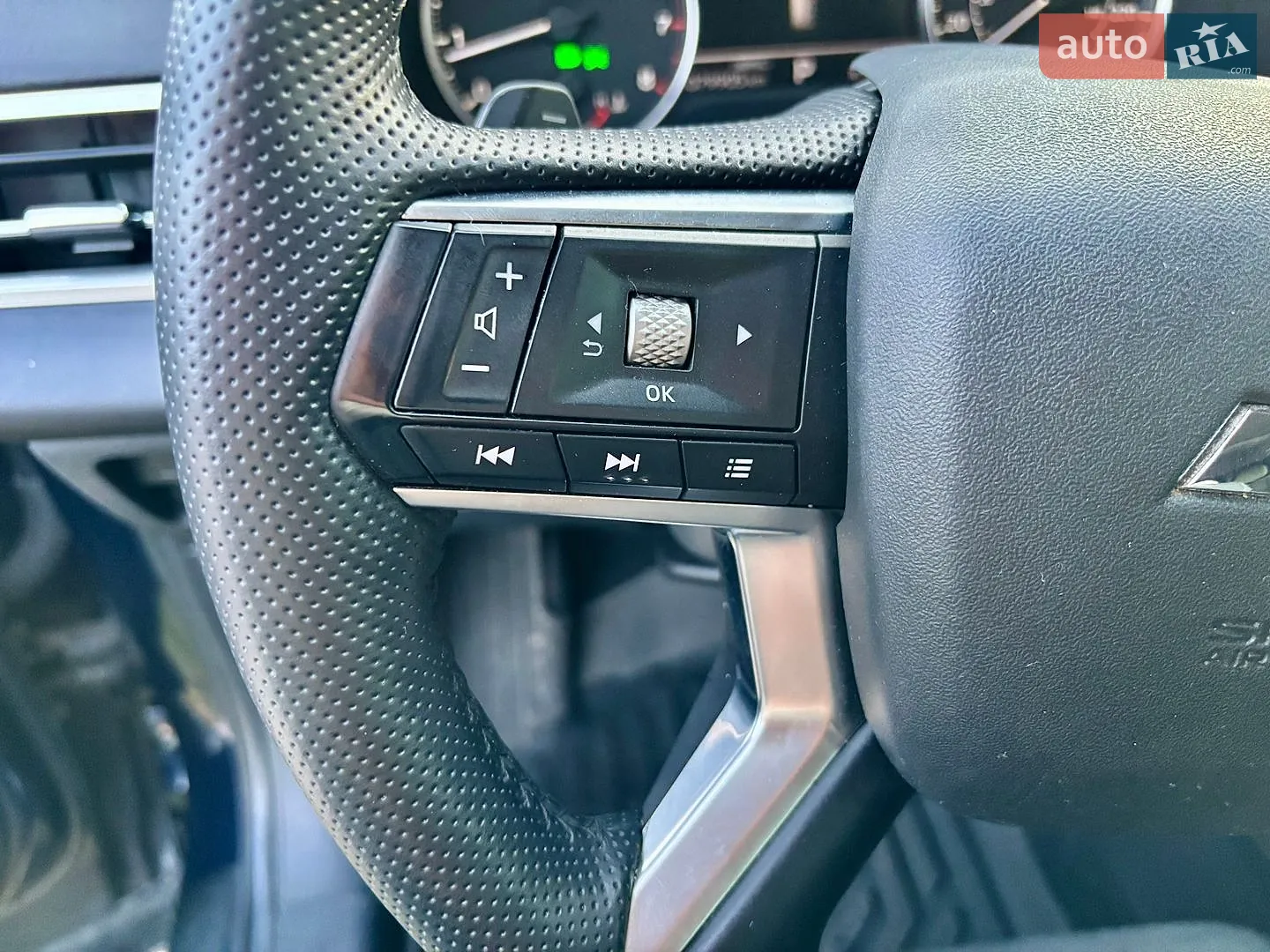 2021 Mitsubishi Outlander - мініатюра 24