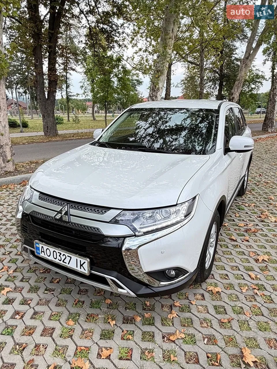 2021 Mitsubishi Outlander - мініатюра 10