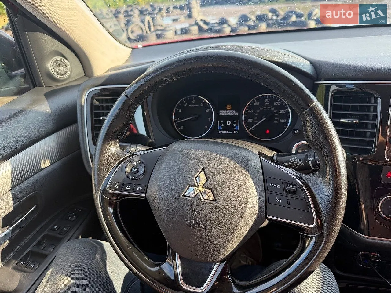2017 Mitsubishi Outlander - мініатюра 18