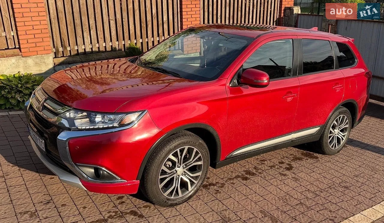 2017 Mitsubishi Outlander - мініатюра 7