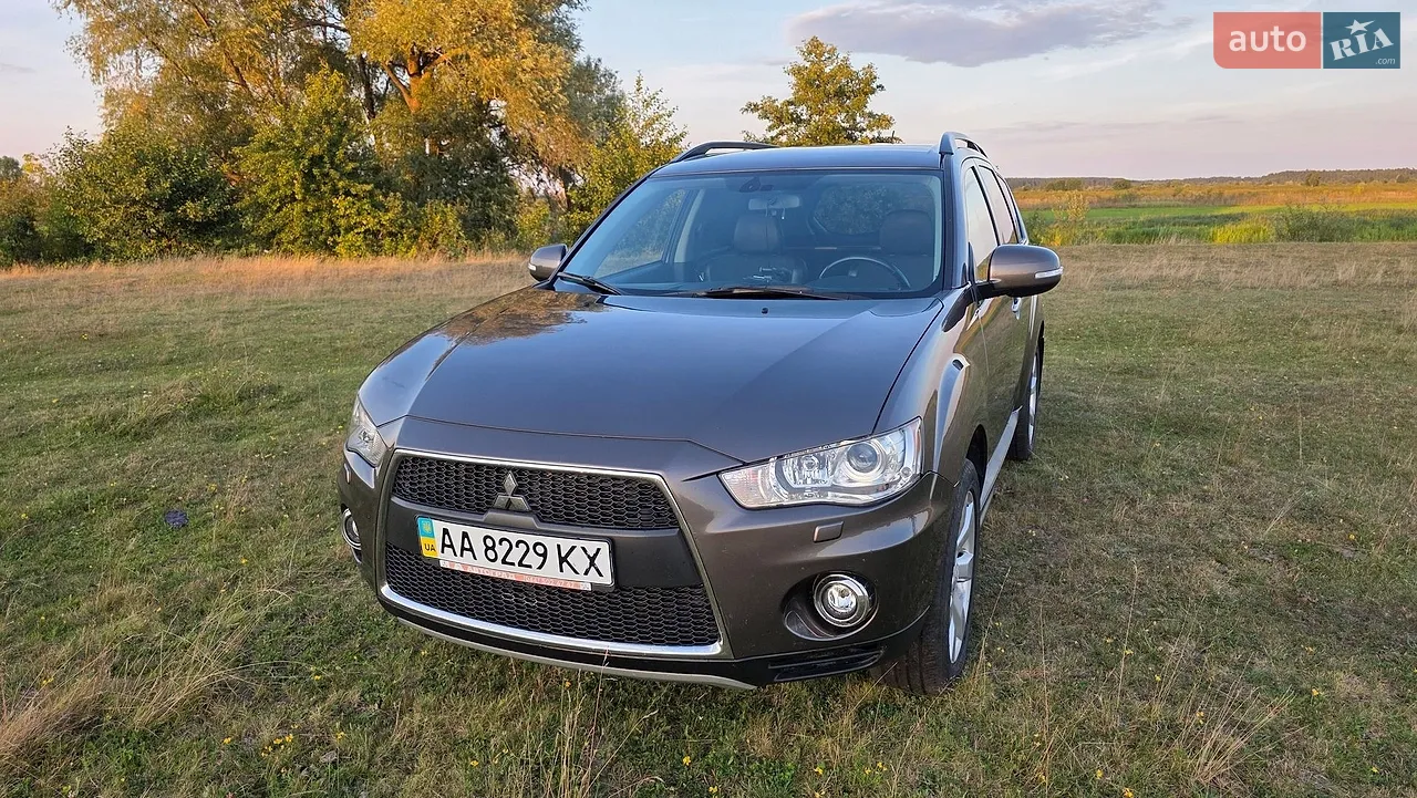 2011 Mitsubishi Outlander - мініатюра 15