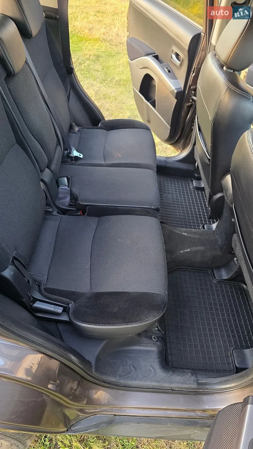 2011 Mitsubishi Outlander - мініатюра 18