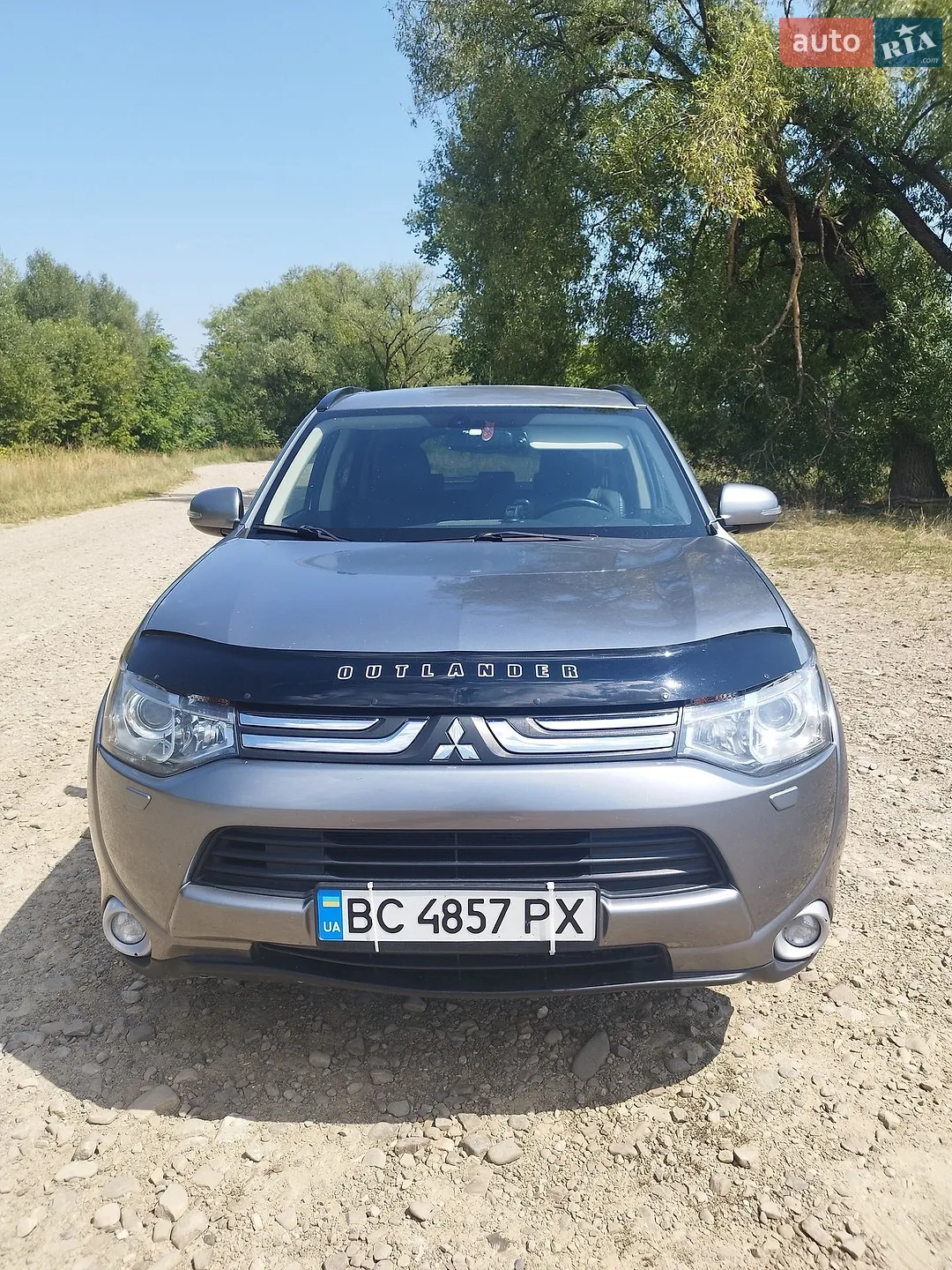 2013 Mitsubishi Outlander - фото 1