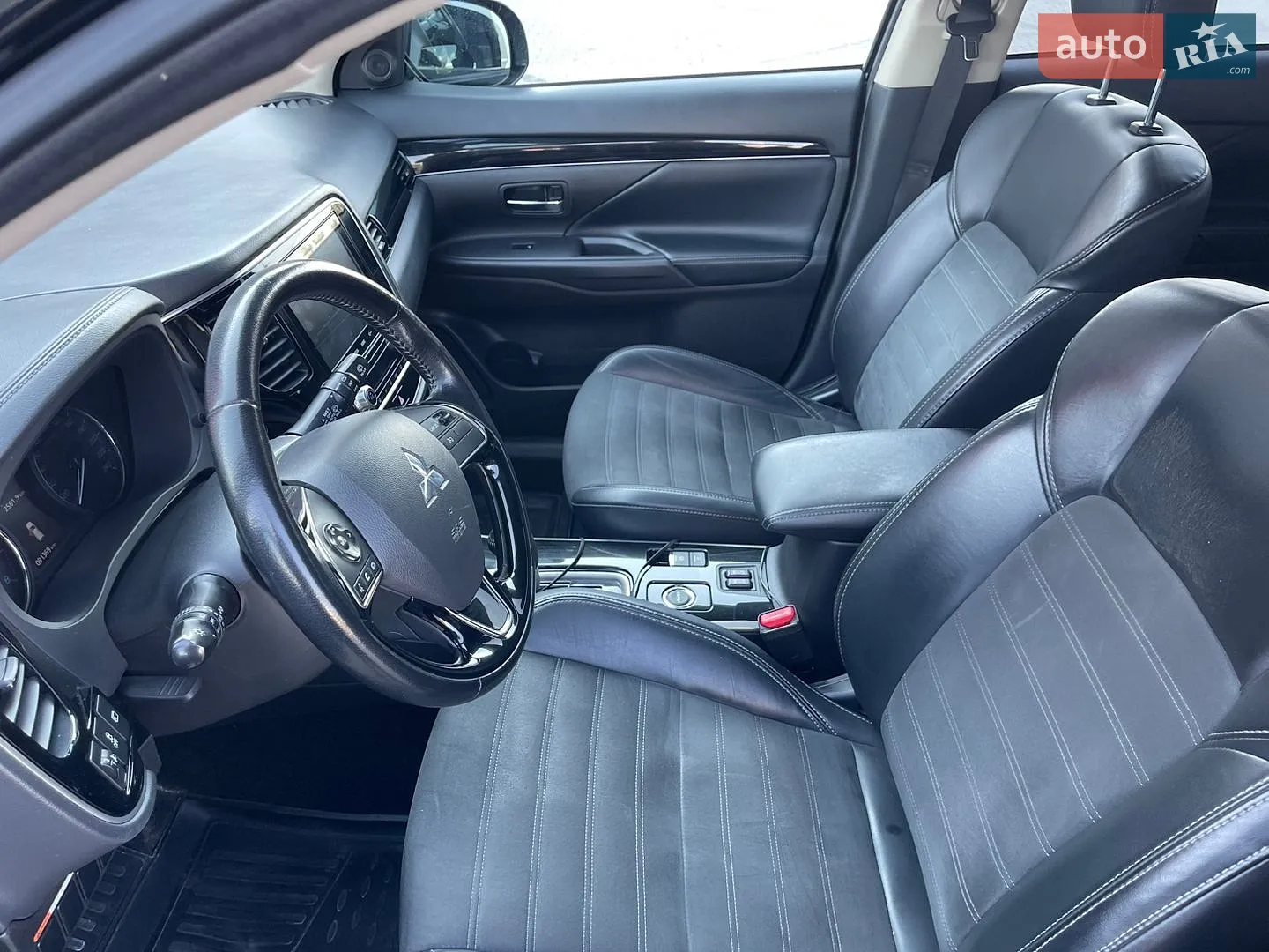 2019 Mitsubishi Outlander - мініатюра 24