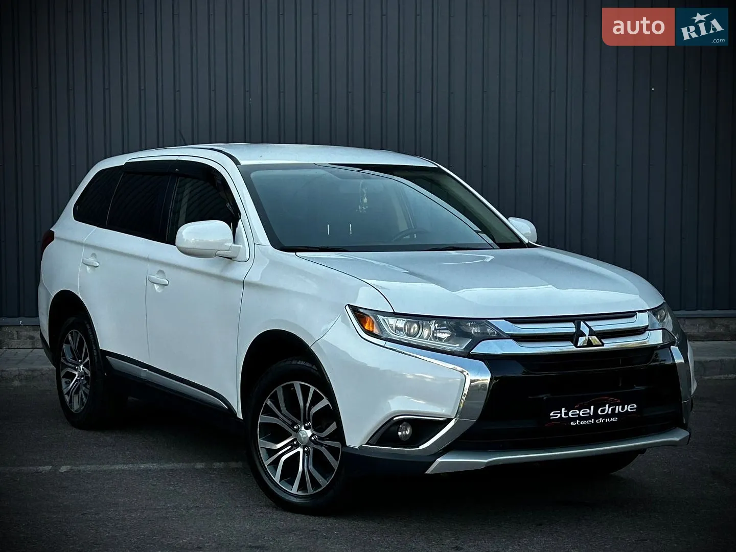 2016 Mitsubishi Outlander - мініатюра 7